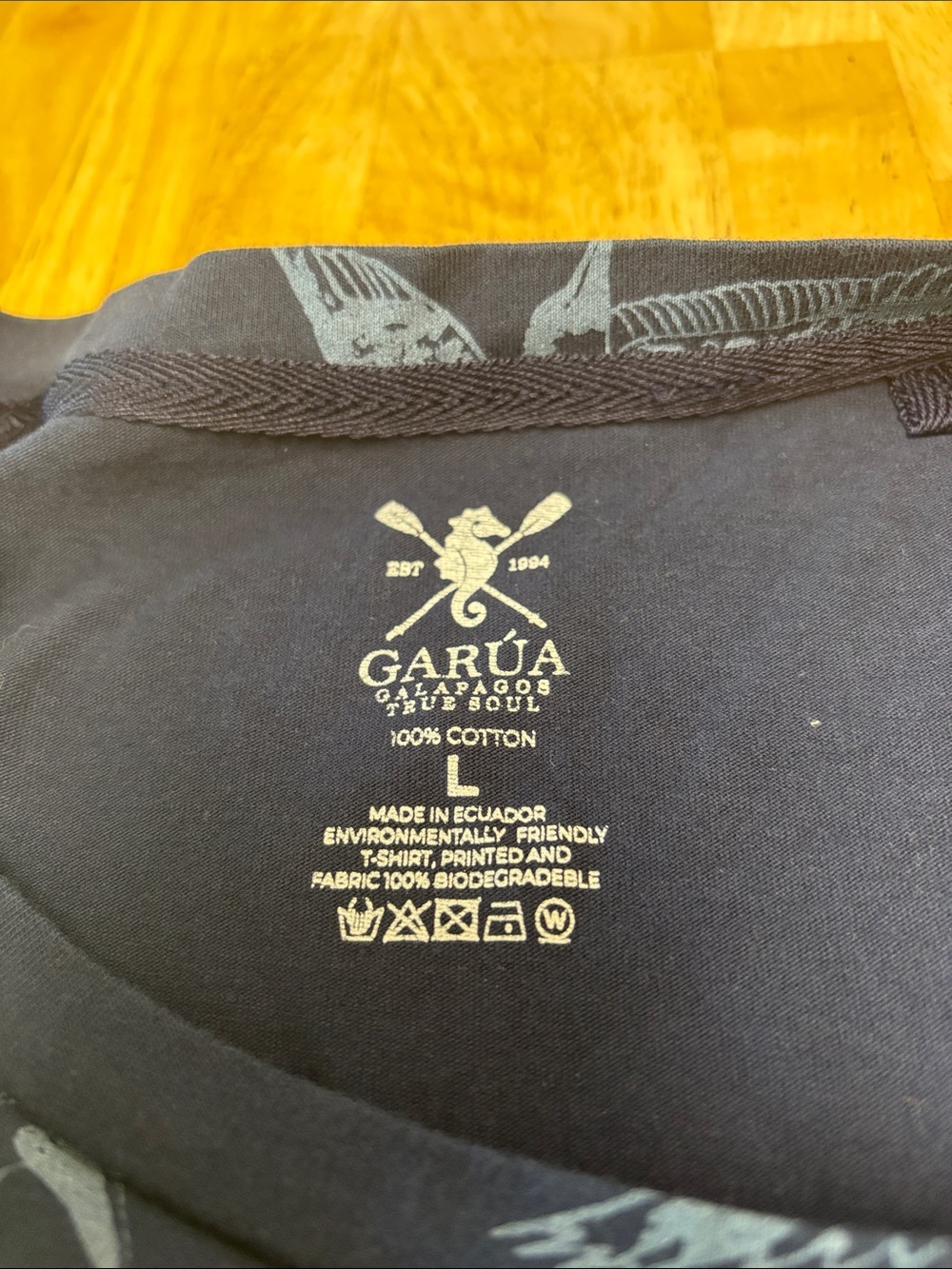 GARUA Galapagos Sustainable Cotton Navy Graphic Tee Blue Footed Booby Pattern - Picture 2 of 5